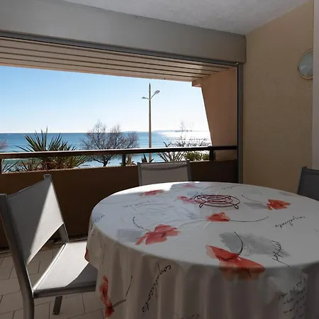 Le Lavandou, Location Pour 2/3 Personnes, Vue Et - Fr-1-803-16