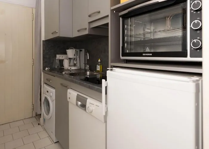 Apartman Vue Au Lavandou, Climatisation, Parking - Fr-1-803-16 Le Lavandou